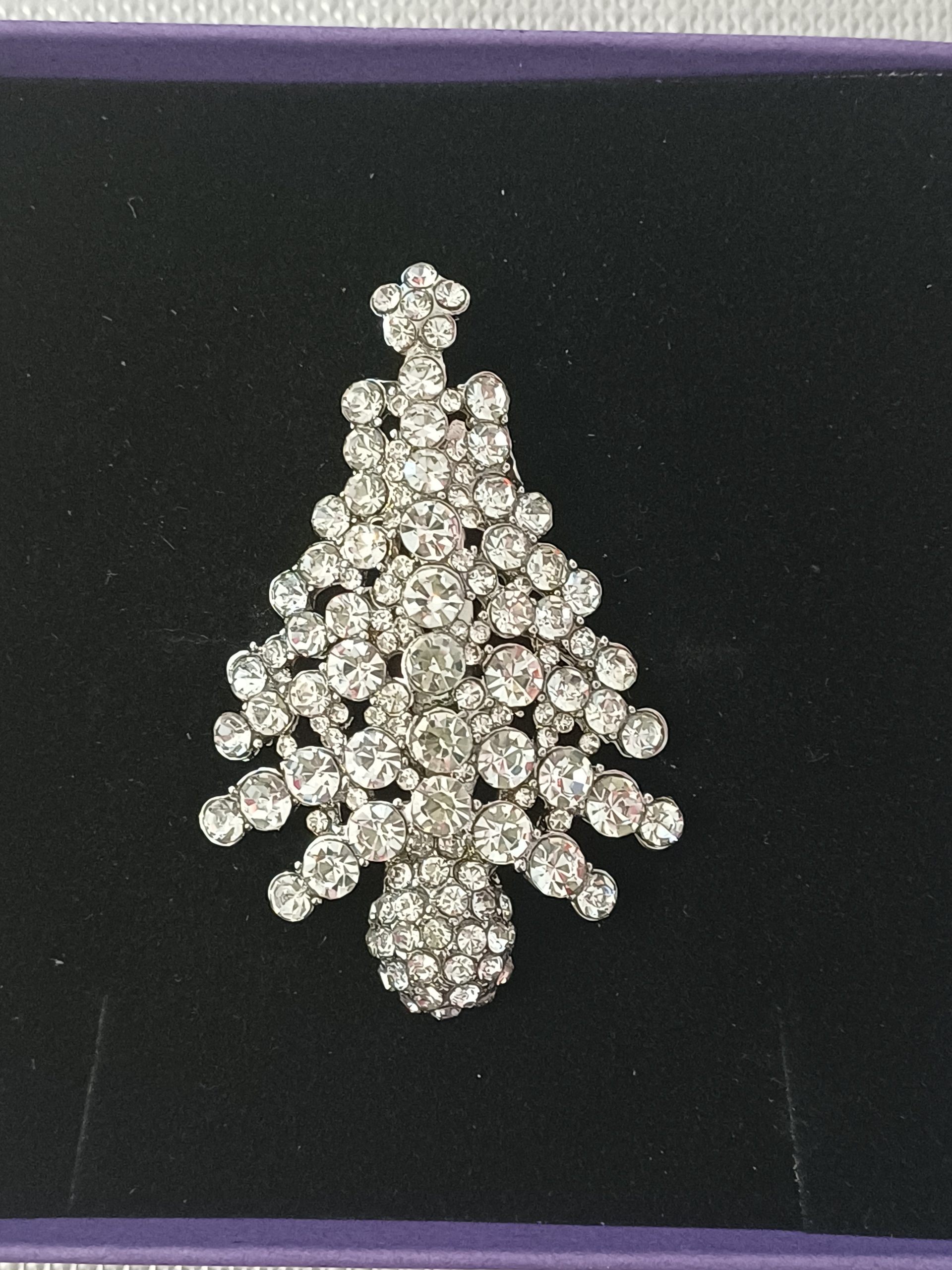 Clear crystal Christmas Tree Brooch